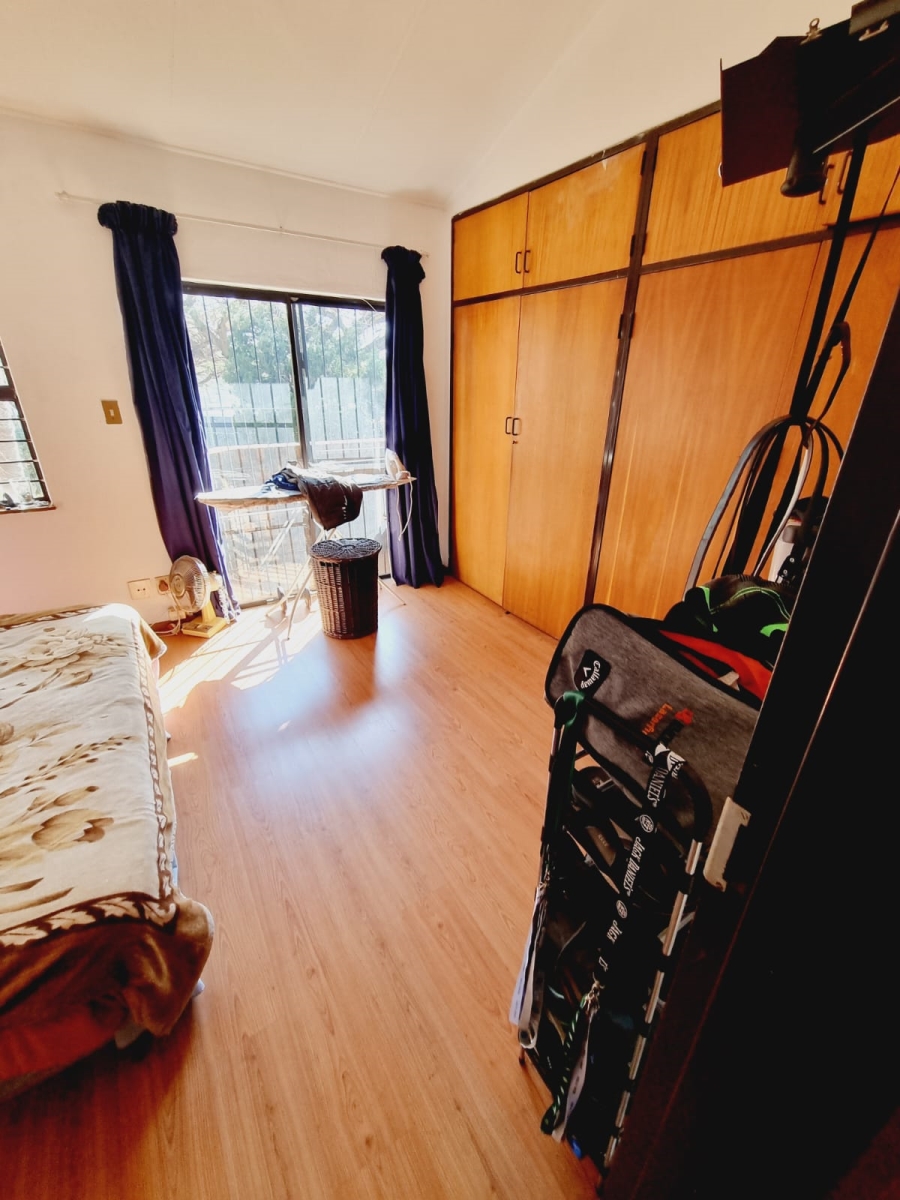 2 Bedroom Property for Sale in Weavind Park Gauteng