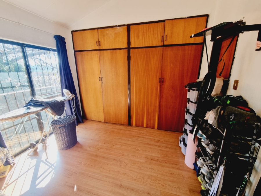 2 Bedroom Property for Sale in Weavind Park Gauteng