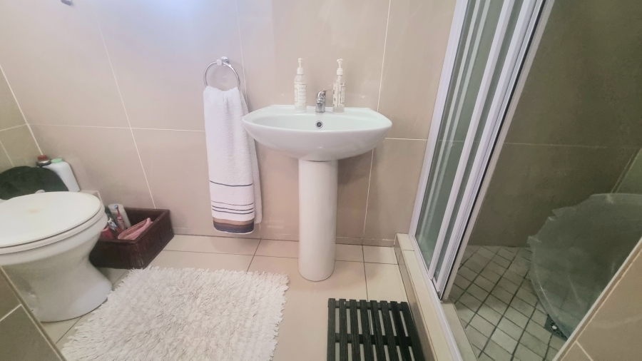 4 Bedroom Property for Sale in Thatchfield Hills Gauteng