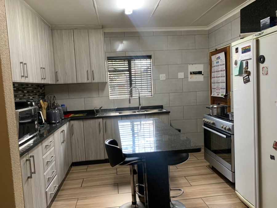3 Bedroom Property for Sale in Jordaan Park Gauteng