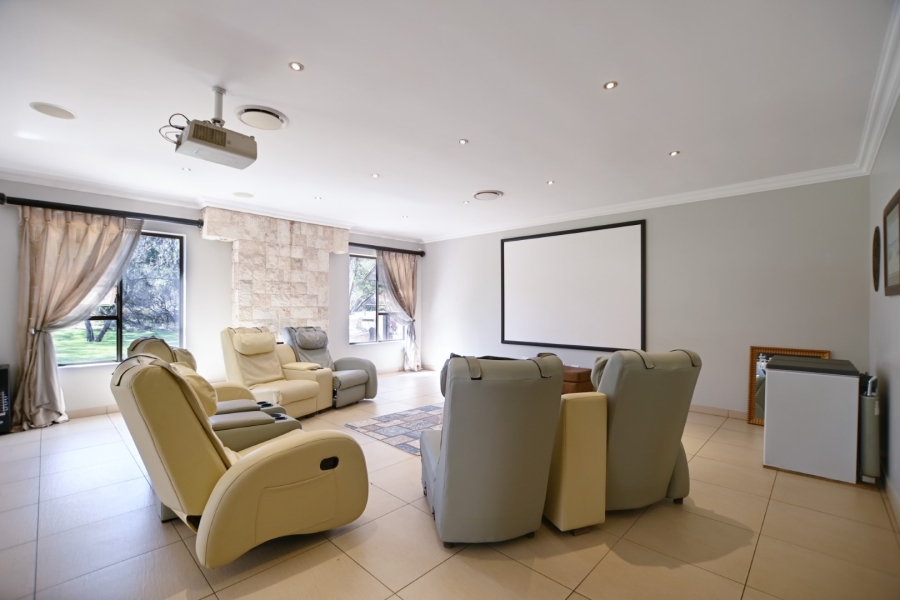 5 Bedroom Property for Sale in Sable Hills Gauteng