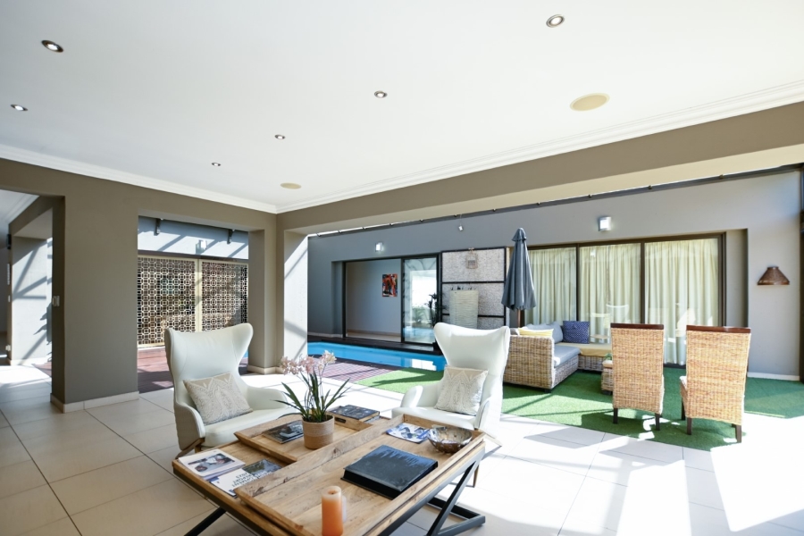 5 Bedroom Property for Sale in Sable Hills Gauteng