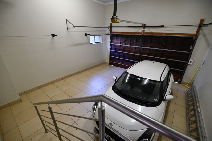 5 Bedroom Property for Sale in Sable Hills Gauteng