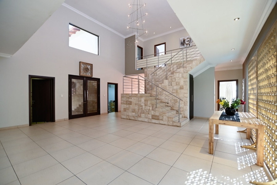 5 Bedroom Property for Sale in Sable Hills Gauteng