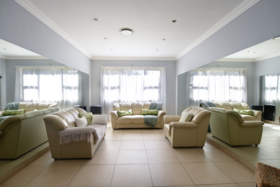 5 Bedroom Property for Sale in Sable Hills Gauteng