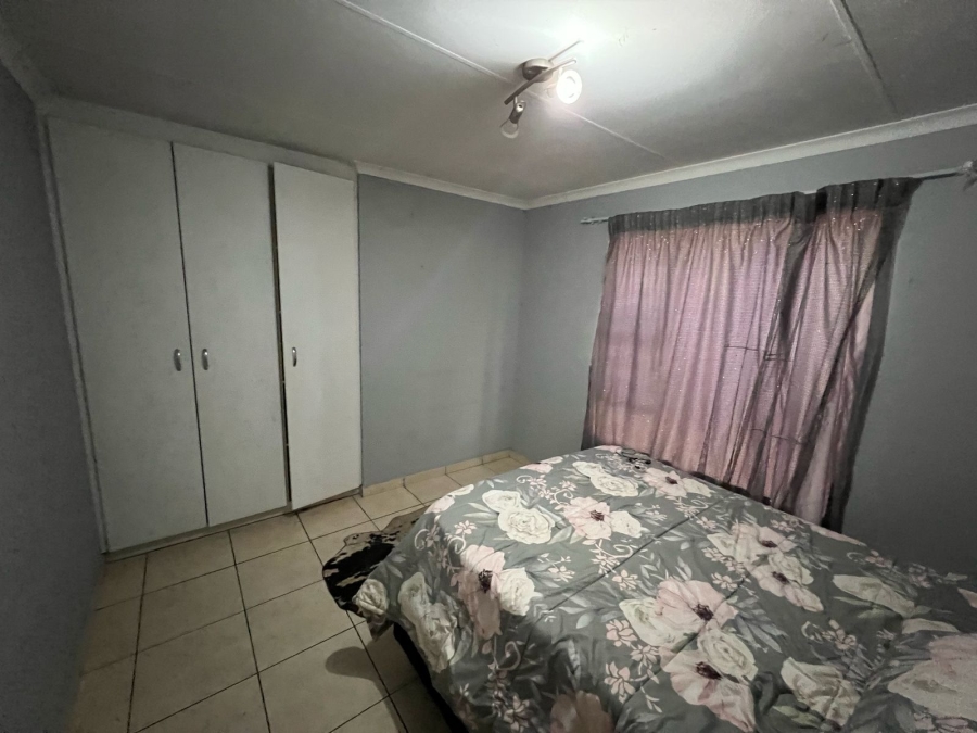 To Let 3 Bedroom Property for Rent in Liefde en Vrede Gauteng