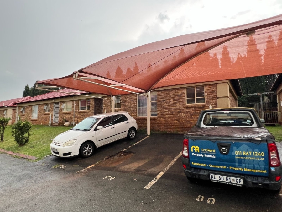 To Let 3 Bedroom Property for Rent in Liefde en Vrede Gauteng