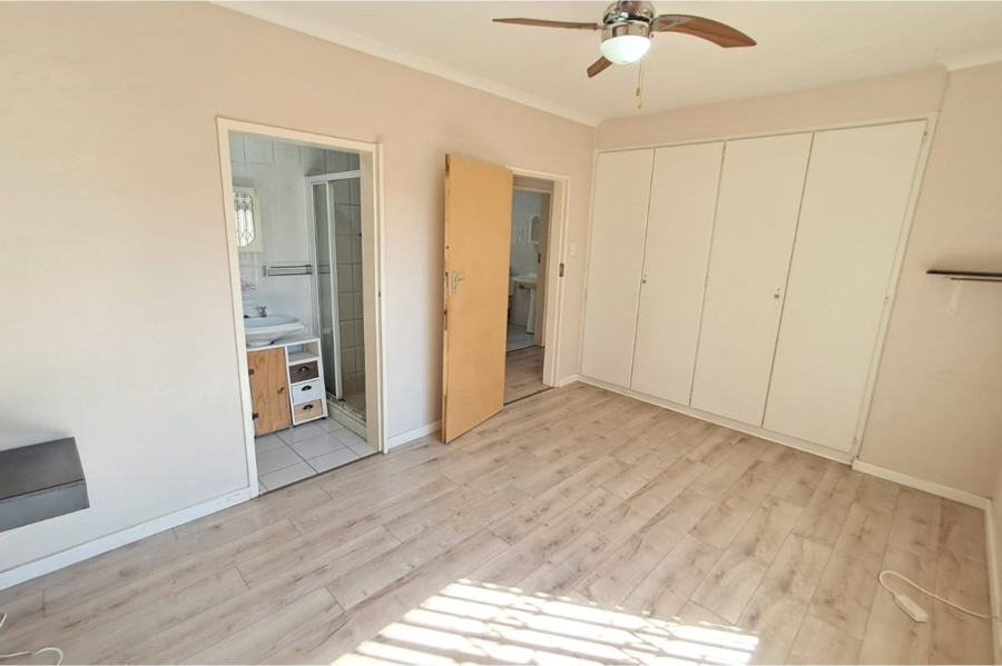3 Bedroom Property for Sale in Rooihuiskraal Gauteng