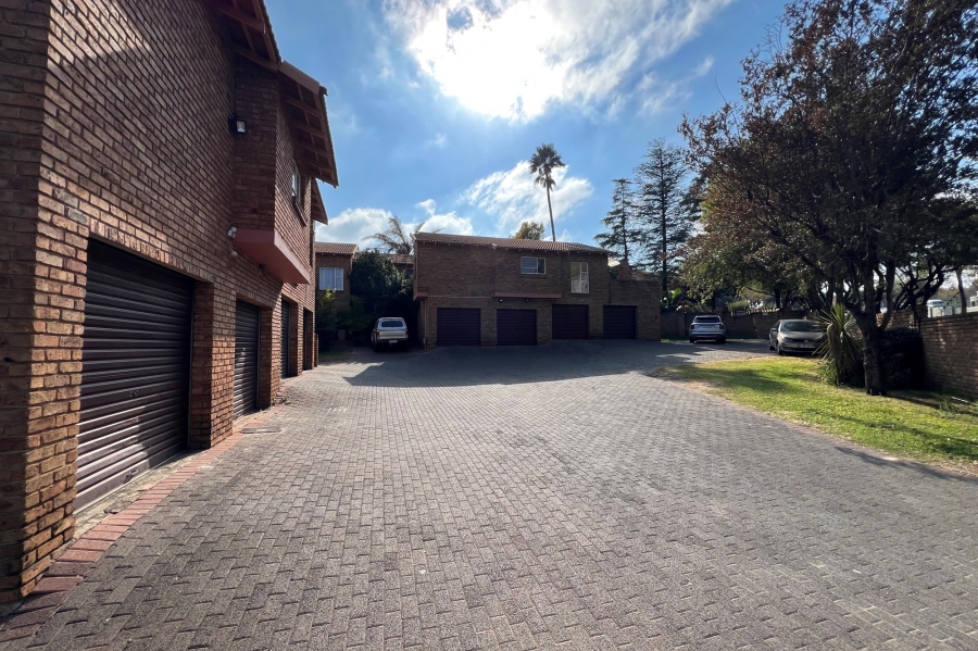 1 Bedroom Property for Sale in Halfway House Gauteng