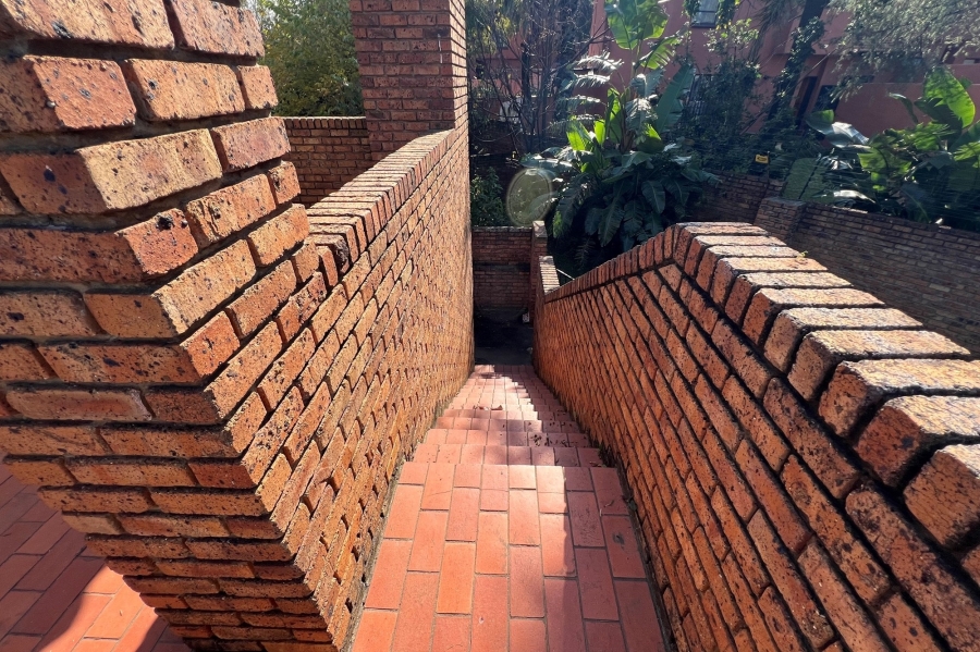1 Bedroom Property for Sale in Halfway House Gauteng