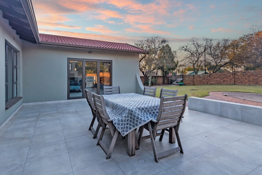 3 Bedroom Property for Sale in Roodekrans Gauteng