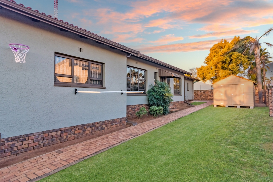 3 Bedroom Property for Sale in Roodekrans Gauteng
