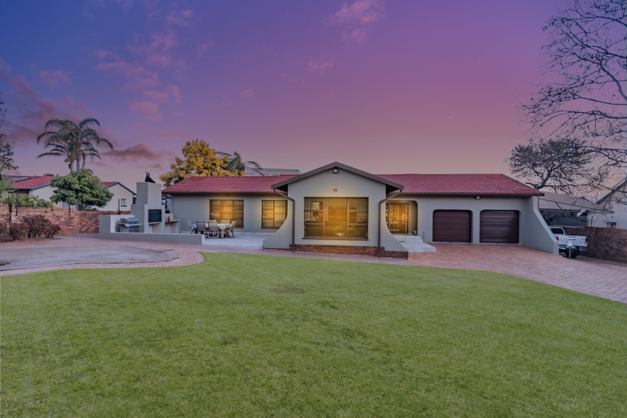 3 Bedroom Property for Sale in Roodekrans Gauteng