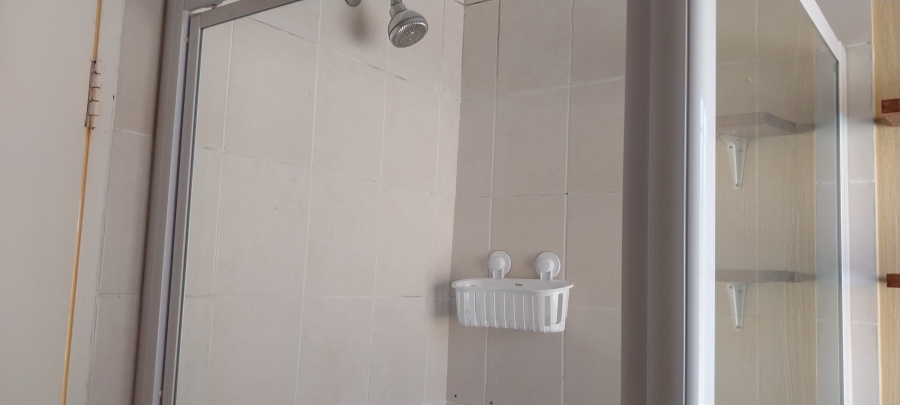 2 Bedroom Property for Sale in Breaunanda Gauteng