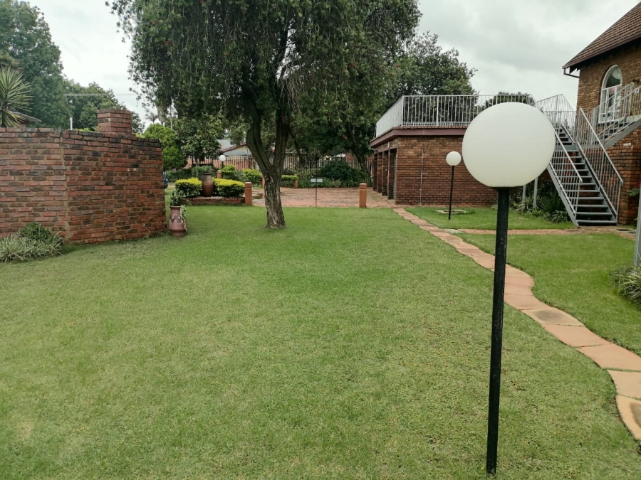 2 Bedroom Property for Sale in Kilner Park Gauteng