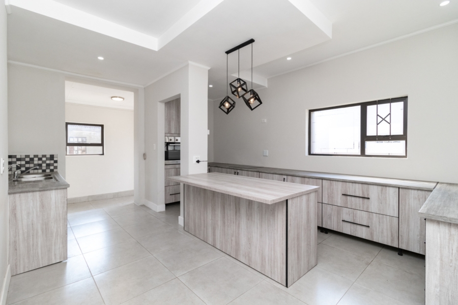 3 Bedroom Property for Sale in Northmead Gauteng