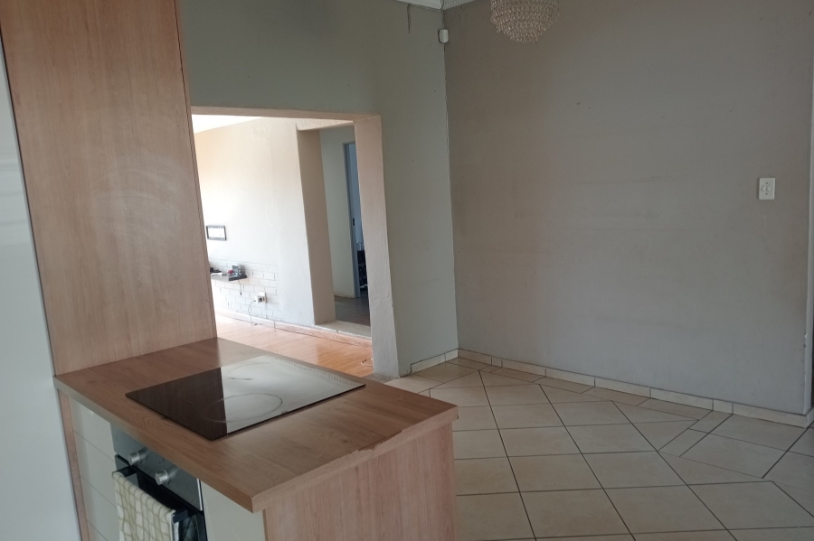 To Let 3 Bedroom Property for Rent in Highlands North Gauteng