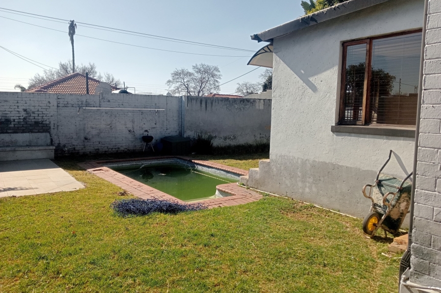 To Let 3 Bedroom Property for Rent in Highlands North Gauteng