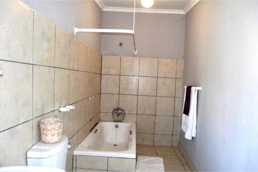 To Let 2 Bedroom Property for Rent in Primrose Gauteng