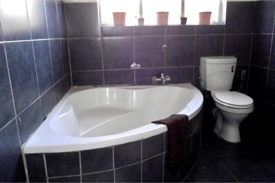 To Let 2 Bedroom Property for Rent in Primrose Gauteng