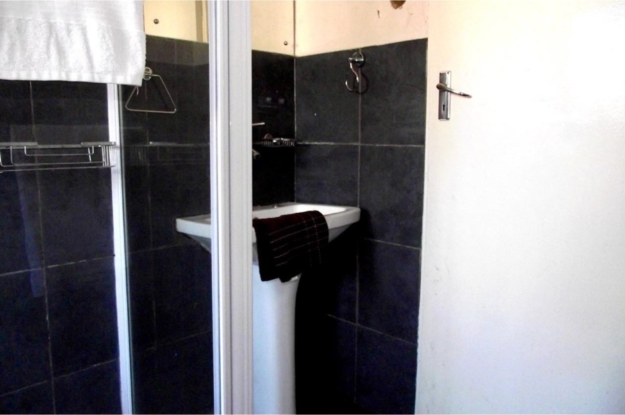 To Let 2 Bedroom Property for Rent in Primrose Gauteng