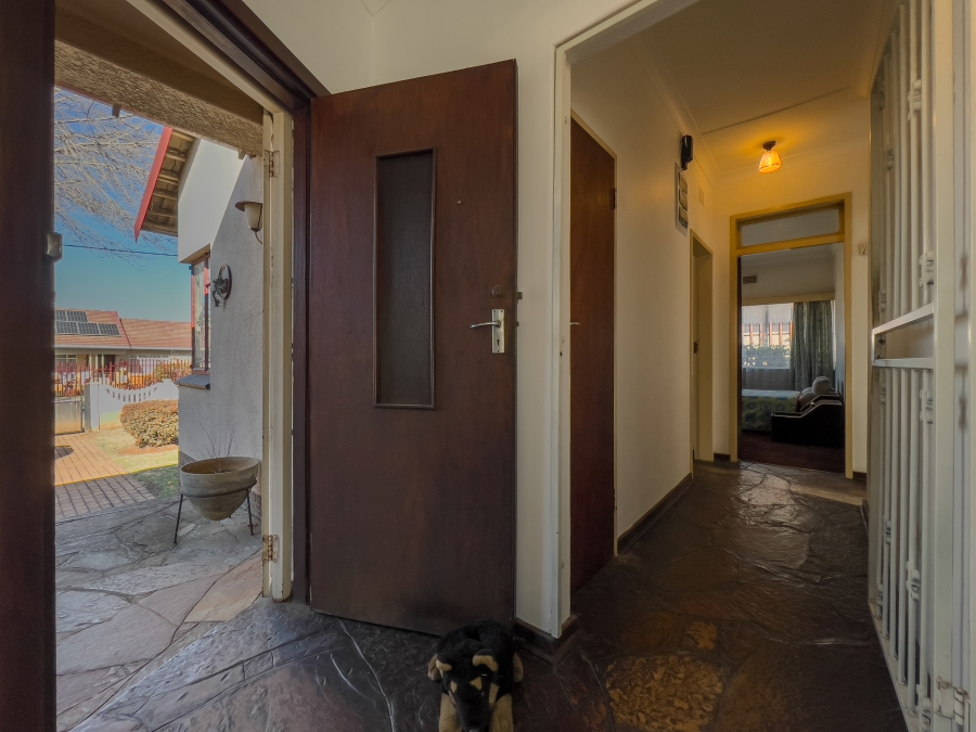 3 Bedroom Property for Sale in Birchleigh Gauteng