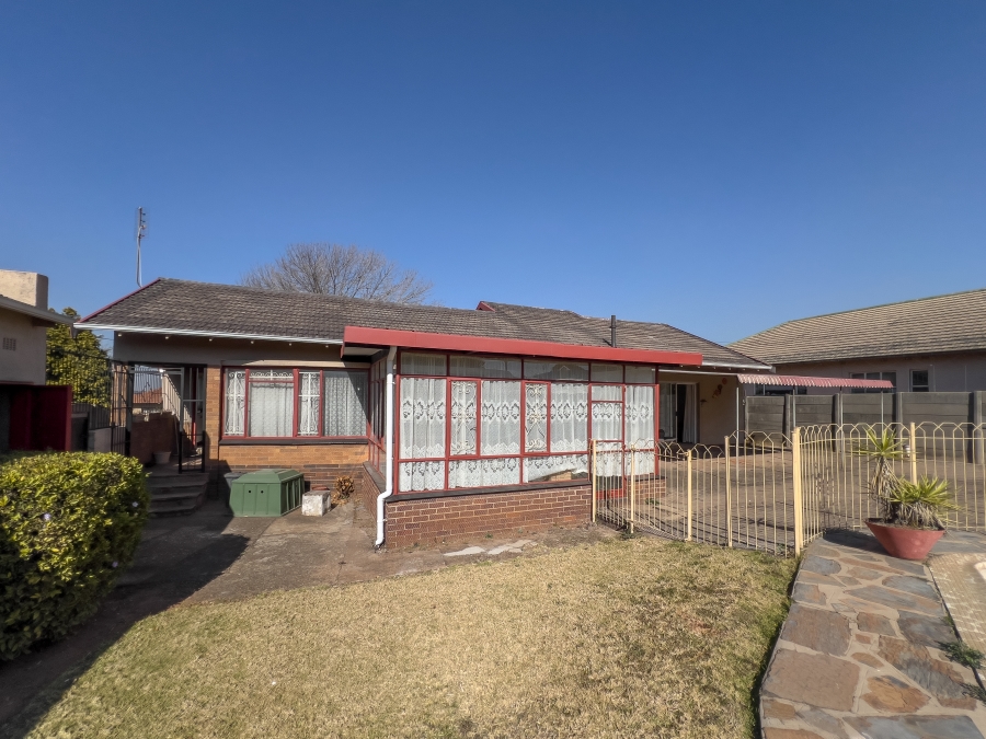3 Bedroom Property for Sale in Birchleigh Gauteng