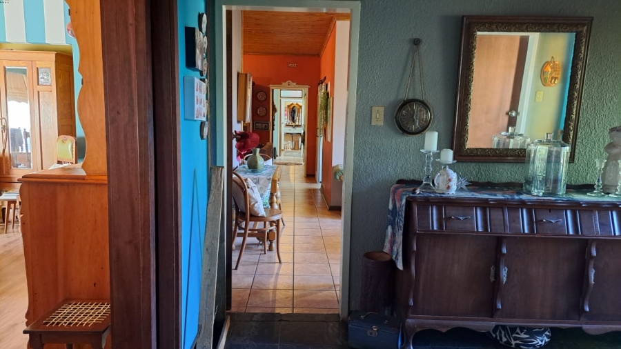 5 Bedroom Property for Sale in Vanderbijlpark SE 2 Gauteng