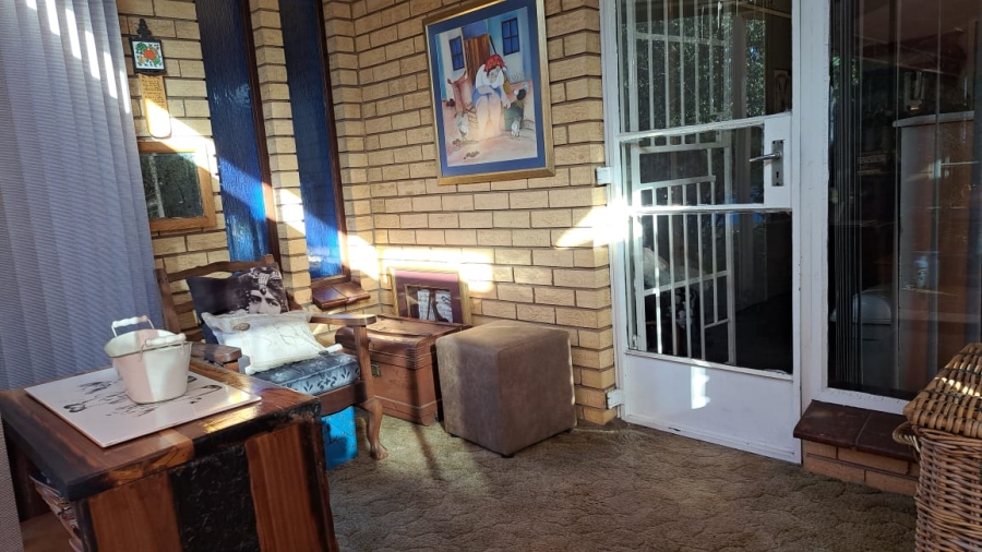 5 Bedroom Property for Sale in Vanderbijlpark SE 2 Gauteng