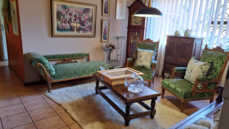 5 Bedroom Property for Sale in Vanderbijlpark SE 2 Gauteng