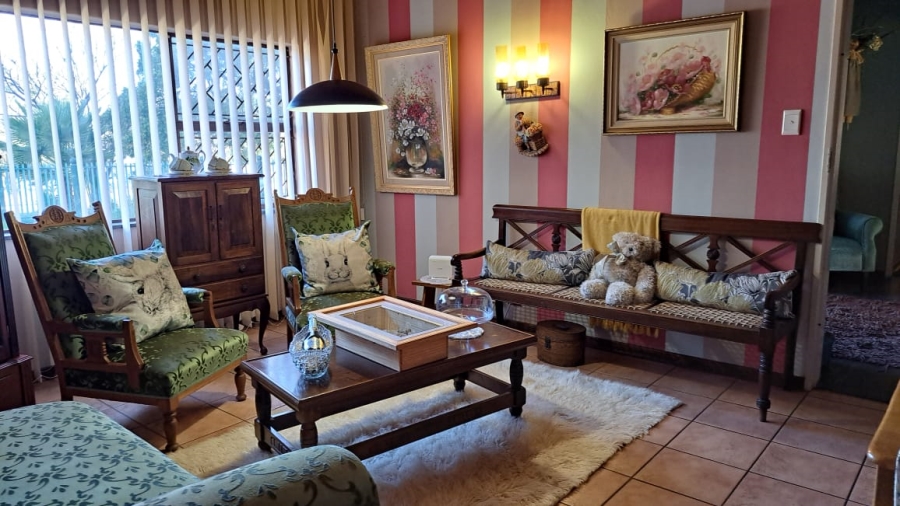 5 Bedroom Property for Sale in Vanderbijlpark SE 2 Gauteng
