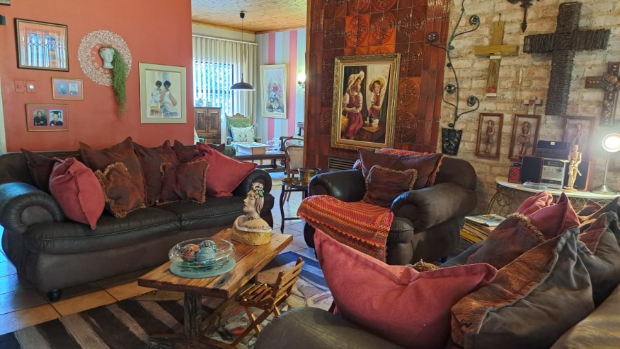 5 Bedroom Property for Sale in Vanderbijlpark SE 2 Gauteng