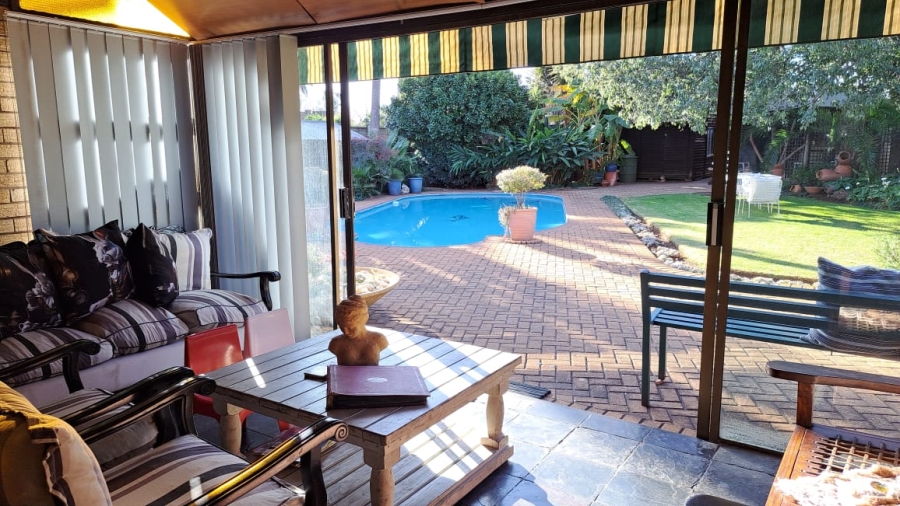 5 Bedroom Property for Sale in Vanderbijlpark SE 2 Gauteng