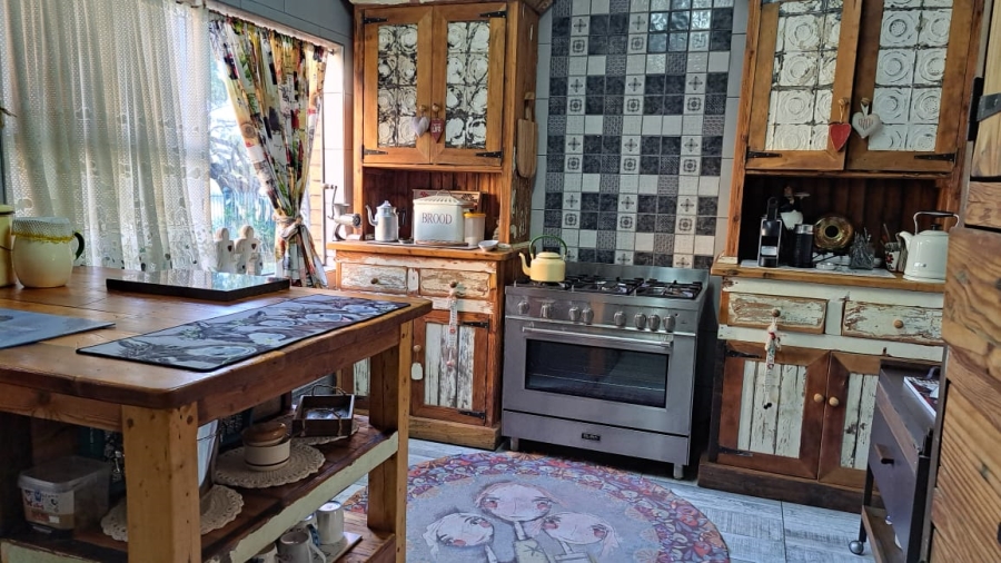 5 Bedroom Property for Sale in Vanderbijlpark SE 2 Gauteng