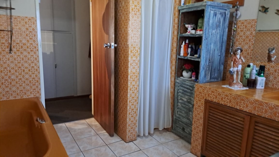 5 Bedroom Property for Sale in Vanderbijlpark SE 2 Gauteng