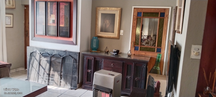 4 Bedroom Property for Sale in Selcourt Gauteng