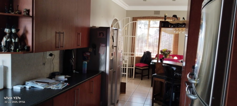 4 Bedroom Property for Sale in Selcourt Gauteng