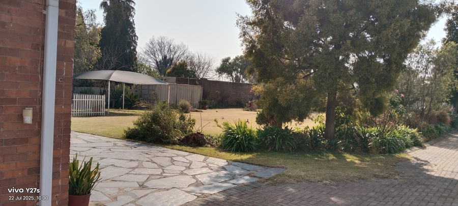 4 Bedroom Property for Sale in Selcourt Gauteng