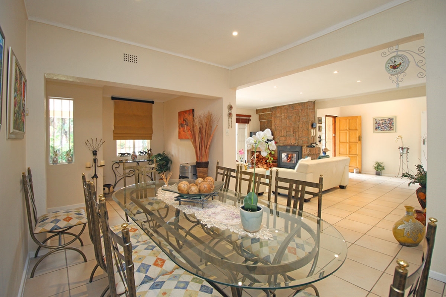 4 Bedroom Property for Sale in Sunningdale Gauteng