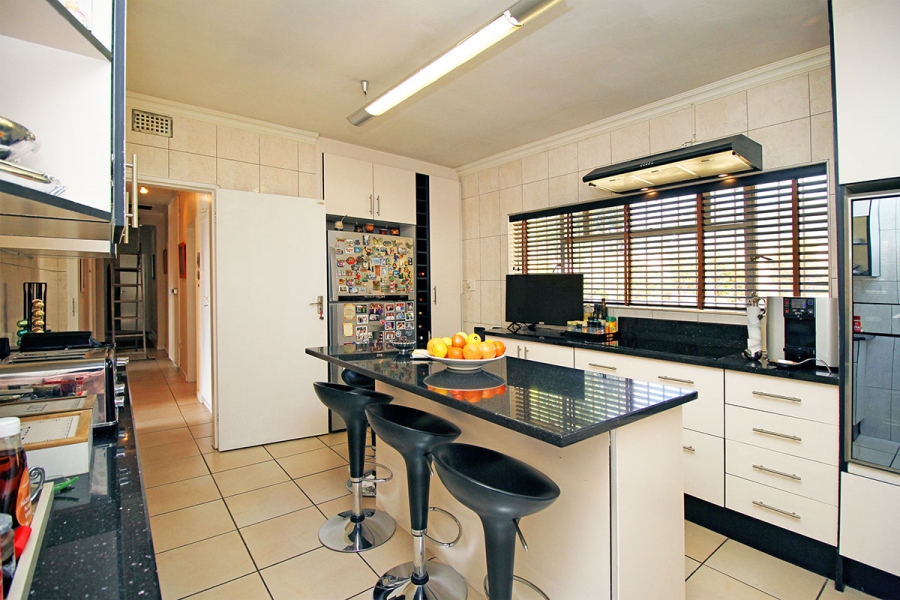 4 Bedroom Property for Sale in Sunningdale Gauteng