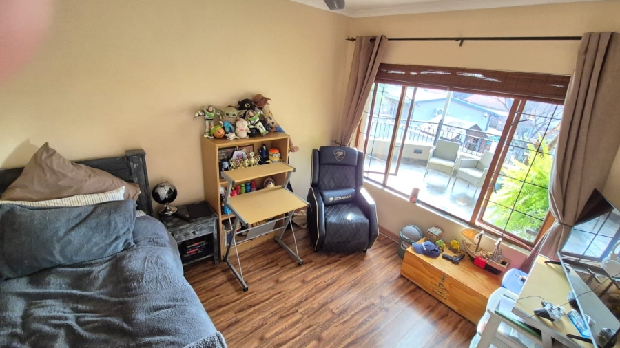 3 Bedroom Property for Sale in Eldoraigne Gauteng