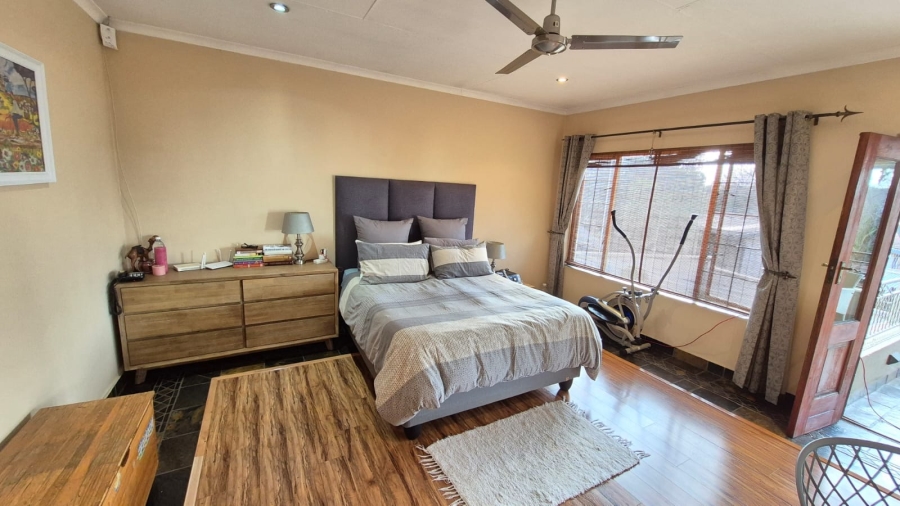 3 Bedroom Property for Sale in Eldoraigne Gauteng
