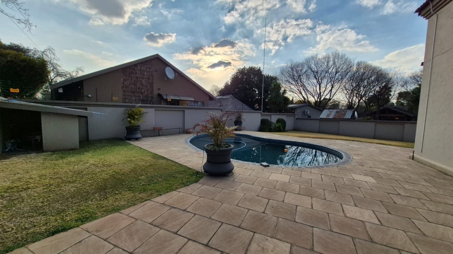 3 Bedroom Property for Sale in Eldoraigne Gauteng