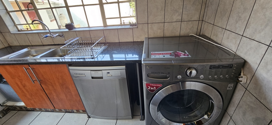 3 Bedroom Property for Sale in Randhart Gauteng