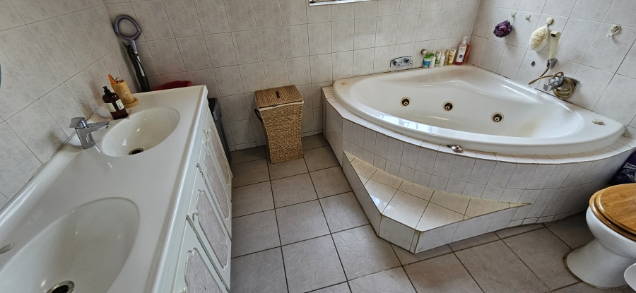 3 Bedroom Property for Sale in Randhart Gauteng