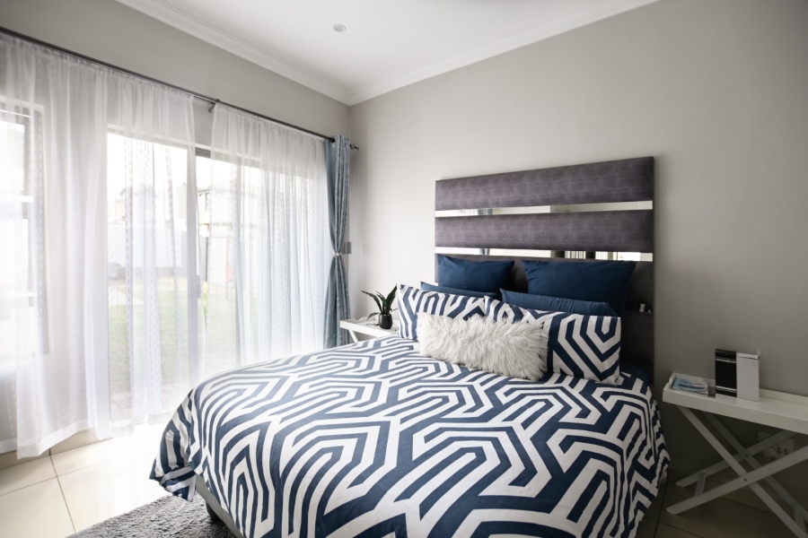 5 Bedroom Property for Sale in Zambezi Manor Lifestyle Estate Gauteng