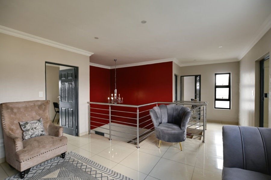 5 Bedroom Property for Sale in Zambezi Manor Lifestyle Estate Gauteng