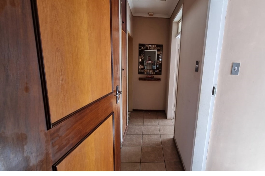 3 Bedroom Property for Sale in Krugersrus Gauteng