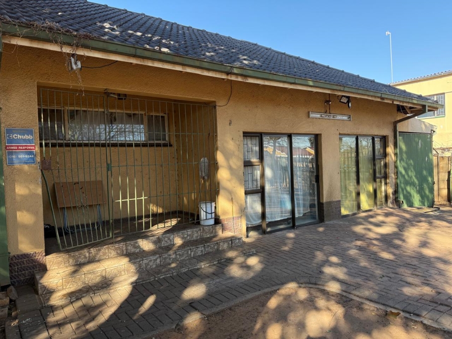 11 Bedroom Property for Sale in Vanderbijlpark SE 7 Gauteng