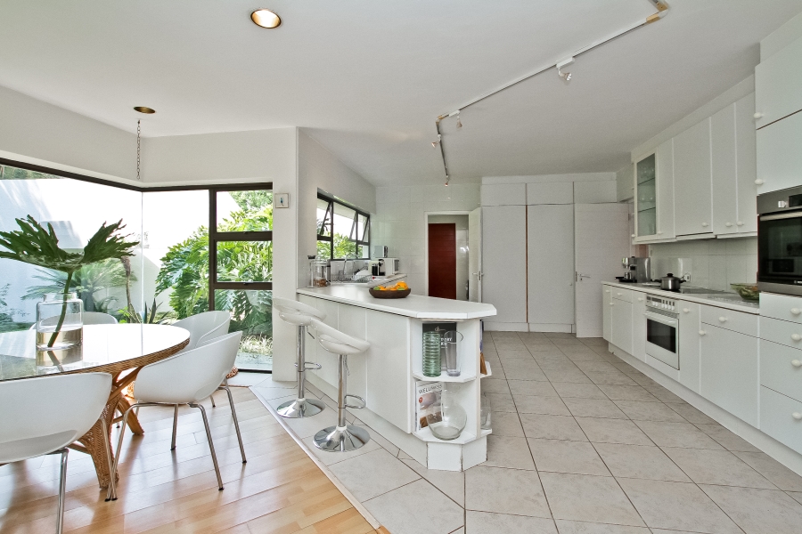 1 Bedroom Property for Sale in Atholl Gauteng